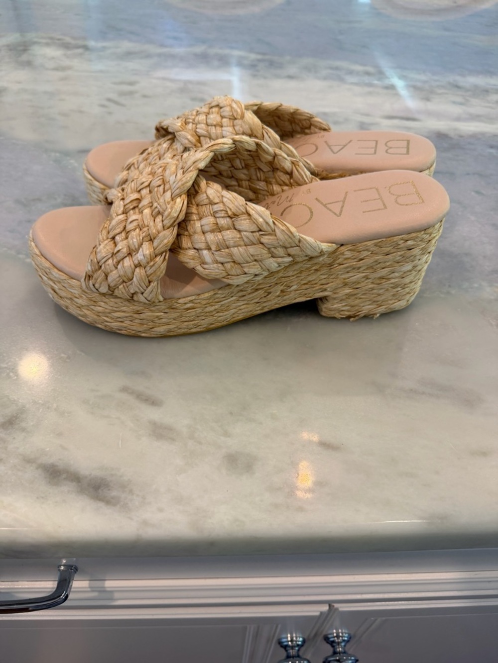 MATISSE Natural Reflection Sandals - Picture 9 of 10